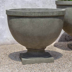 Huntington Urn